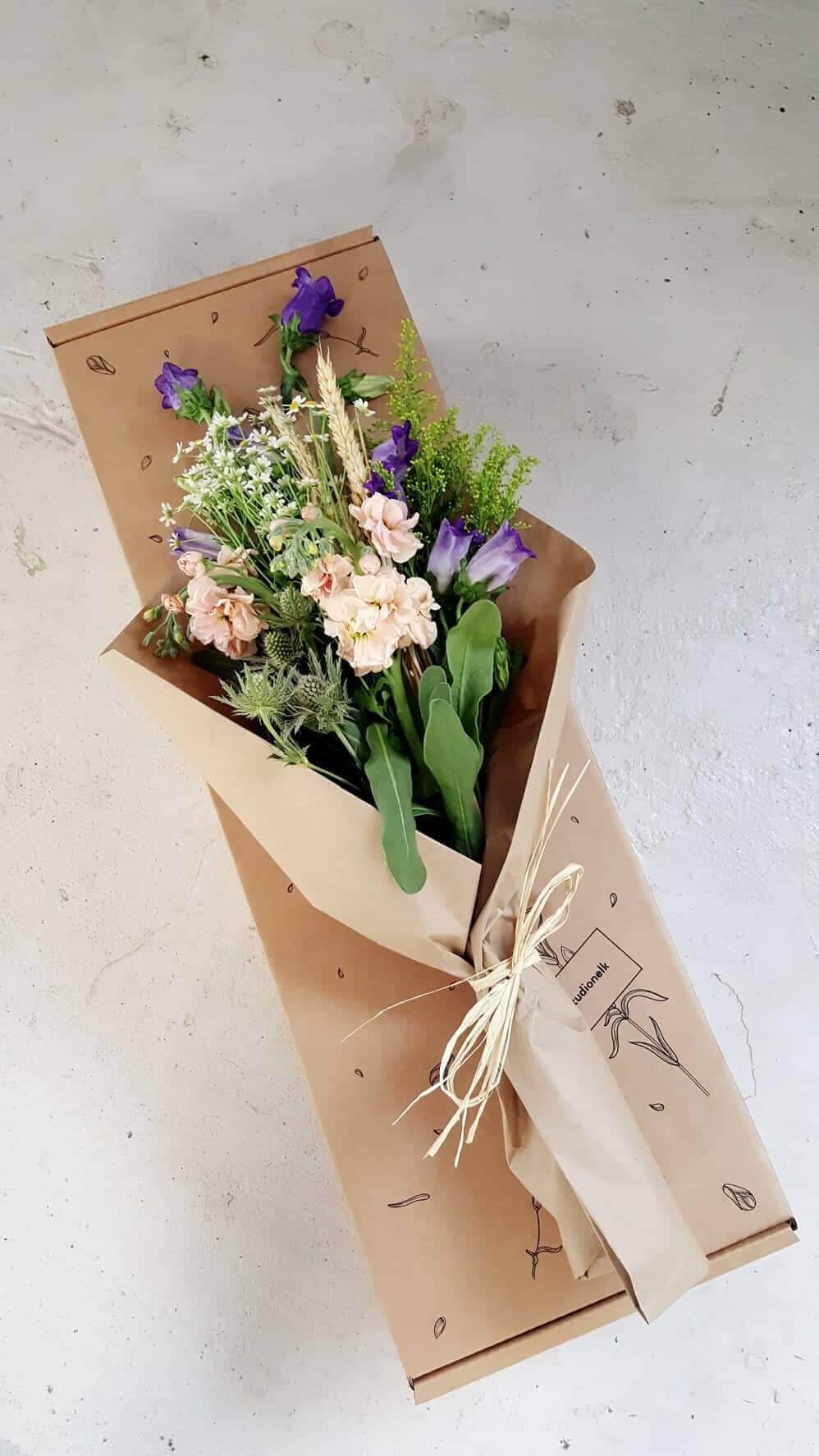 Rebel by Studio Nelk 2 lilled karbis