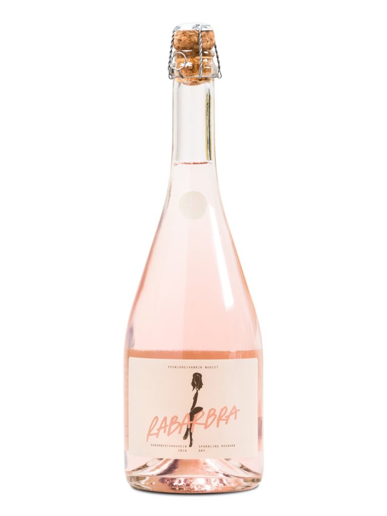 Rabarbara rabarberi vahuvein 2 Rabarbara vahuvein