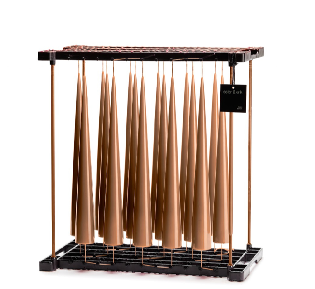 ester&erik Cone Raw Toffee No.23 küünlad 2tk Lacquer 37cm 1 Cone ester erik